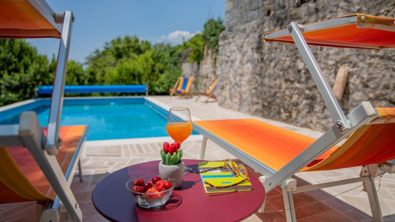 Villa Toscana With A Pool Tivat Exterior foto